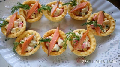 Изрображение 'РЕЦЕПТ ДНЯ: ПЕСОЧНЫЕ "КОРЗИНОЧКИ" С СЕМГОЙ'