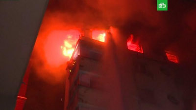 Изрображение 'СТРАШНЫЙ ПОЖАР В ЖИЛОМ ДОМЕ В ПАРИЖЕ: 10 ЧЕЛОВЕК ПОГИБЛИ (ВИДЕО)'