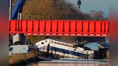 'Parijda poezd vagonlari ag`darilib ketdi'ning rasmi