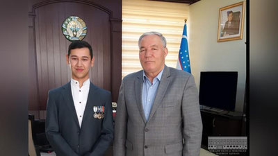 '“Nobel” muqobiliga loyiq ko`rilgan xorazmlik yigit bilan viloyati hokimi uchrashdi (foto)'ning rasmi