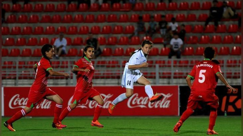 'CAFA U-15 GIRLS: ЎЗБЕКИСТОН ТЕРМАСИ ТОЖИКИСТОННИ ЙИРИК ҲИСОБДА МАҒЛУБИЯТГА УЧРАТДИ 'ning rasmi