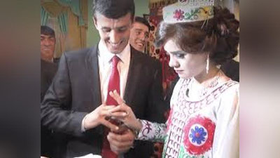 '​TOJIKISTON PREZIDENTINING BUYRUG`I BILAN BIR-BIRINI TANIMAYDIGAN YIGIT VA QIZ TURMUSh QURDI (VIDEO)'ning rasmi