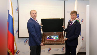 'O`zbekiston va Rossiya zamonaviy beshkurash federasiyalari o`rtasida Hamkorlik memorandumi imzolandi'ning rasmi