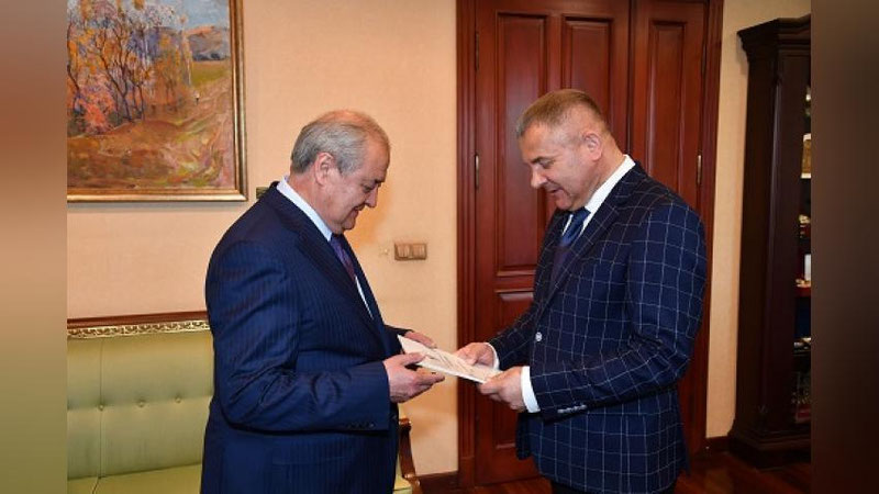 Изрображение 'ГЛАВА МИД ОБСУДИЛ С НОВЫМ ПОСЛОМ БЕЛАРУСИ ОТКРЫТИЕ ПОСОЛЬСТВА В МИНСКЕ'