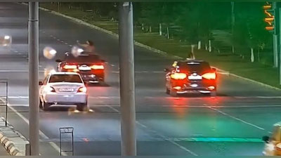 'Surxondaryoda 4 farzandli ayol "Malibu" lyukidan tanasini chiqarib, raqsga tushdi (video)'ning rasmi