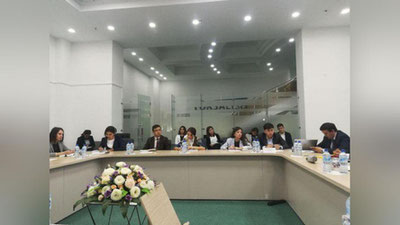 'Taklif kuchga kirsa barcha hukumat vakillari o`zbek tilida gapirishga majbur bo`ladi'ning rasmi