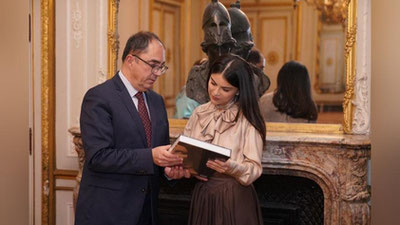 Изрображение 'Саида Мирзиёева озвучила срок проведения выставки Узбекистана в Лувре'