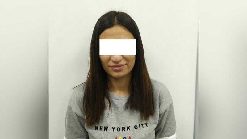 '2 yildan buyon odam savdosi bo`yicha qidiruvda bo`lgan buxorolik qiz BAAdan Toshkentga qo`nganda qo`lga olindi'ning rasmi