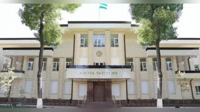'Fuqarolardan asossiz ravishda turli ma`lumotnomalar so`rash qonunga zid — Adliya vazirligi'ning rasmi