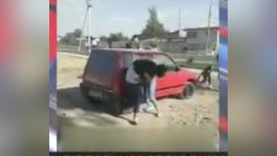 'Hayosizlarcha bir-birini do`pposlagan qashqadaryolik qizlar 5 kunga qamaldi (video)'ning rasmi