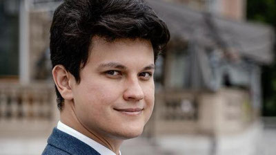 'Yurtdoshimiz Strasburg filarmonik orkestrining yangi badiiy rahbari etib tayinlandi'ning rasmi