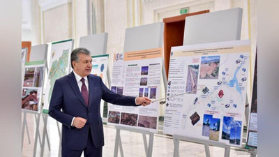 'Shavkat Mirziyoev turizm salohiyatini kengaytirishga doir loyihalar taqdimoti bilan tanishdi'ning rasmi
