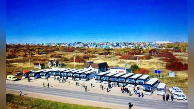 'Qozondan 700 ga yaqin o`zbeklar avtobuslarda olib kelinmoqda'ning rasmi