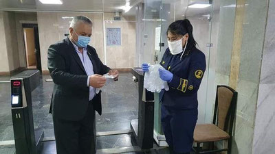 'O`zLiDeP deputatlari jamoat transportida qo`lqop va niqob taqish bilan bog`liq masalani o`rgandi'ning rasmi