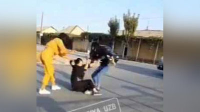 'Farg`onada ko`chada mushtlashgan qizlar nimani talashdi? (Video 18+)'ning rasmi