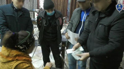 Изрображение 'Лиц, занимающихся торговлей людьми, объединят в единую базу'