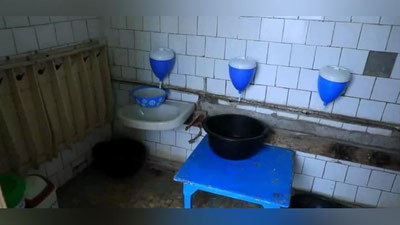 '55 kun o`tdi. Uychi tuman hokimi va`dasi hamon bajarilmadi. Bolajonlar sharoitsiz “qishlashyapti”'ning rasmi