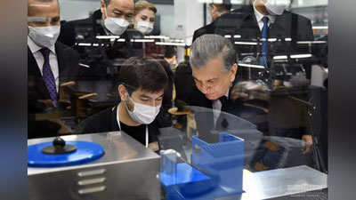 Изрображение 'Президент побывал на новом ювелирном заводе в Ташкенте (фото)'