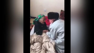 'Ijtimoiy tarmoqda shov-shuv bo`lgan 108 yoshli opasini ko`rgani borgan 105 yoshli namanganlik otaxon Yassaviy avlodidan ekan (video)'ning rasmi