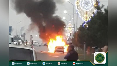 'Namanganda harakatlanib ketayotgan "Nexia" yonib ketdi (video)'ning rasmi