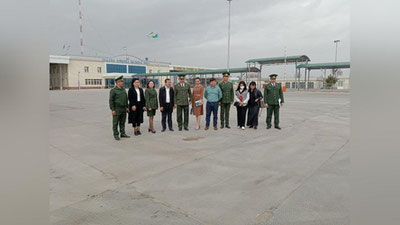 '“Aqlli bojxona” mavzusida media tur bo`lib o`tdi'ning rasmi