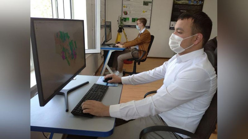 Изрображение 'В Алмалыкском филиале МИСиС появился научно-образовательный и проектный центр'