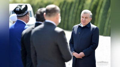 'Shavkat Mirziyoev: "Men har doim Samarqandni sog`inaman, chunki..."'ning rasmi