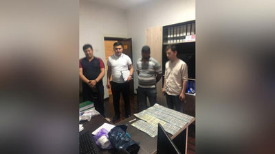 'Notariusdan tovlamachilik yo`li bilan 38 000 AQSh dollari talab qilgan fuqaro qo`lga olindi'ning rasmi