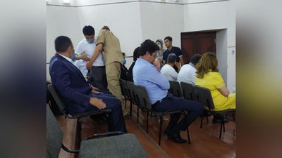 'Andijon shahar kengashining navbatdagi sessiyasida bir guruh deputatlar tintuvdan o`tkazildi — Rasul Kusherbaev'ning rasmi