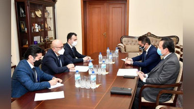 'Tashqi ishlar vaziri o`rinbosari Malayziyaning Elchisi bilan uchrashdi'ning rasmi