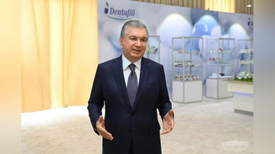 'Prezident Yangihayot tumanidagi farmasevtika korxonasida bo`ldi'ning rasmi