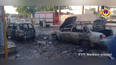 Изрображение 'В АЗС в Джизаке сгорели два автомобиля'