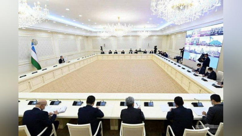 'Prezident uzumchilikni rivojlantirish bo`yicha echimlar taklif qilib, mas`ullarga topshiriqlar berdi'ning rasmi