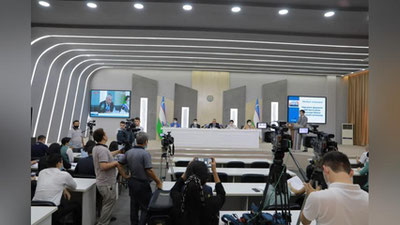 'Qonunchilik palatasining yarim yillik faoliyat tahlil qilindi'ning rasmi