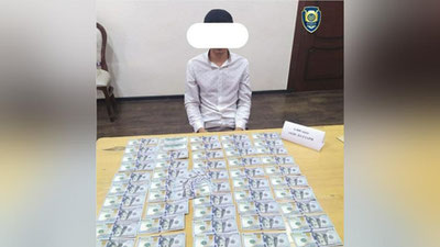 'Toshkentda fuqaroni “xorijdagi” o`qishini ko`chirtirib berishni va`da qilib 6 ming AQSh dollari talab qilgan firibgar ushlandi'ning rasmi