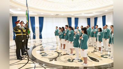 'Prezident paralimpiya chempionlari bilan uchrashib, ularning har biri haqida fikr bildirdi'ning rasmi