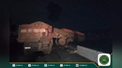 'O`rtachirchiq tumanida yuk avtomobillari ishtirokida YTH sodir bo`ldi'ning rasmi