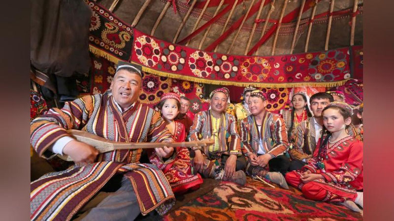 'Ўзбекистоннинг UNESCO ишлари бўйича Миллий комиссияси раиси “Бахшичилик санъати” номинациясини қўллаб-қувватлаш юзасидан мурожаат йўллади'ning rasmi