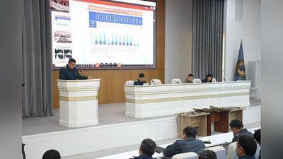 Изрображение 'Кастеты, ножи, электронные сигареты и порнография: в ГУВД рассказали, что находят у школьников'