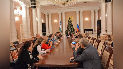 Изрображение 'Посол РФ отметил растущий в Узбекистане спрос на российское образование'