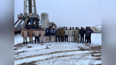 '“O`zbekneftgaz” Boshqaruvi raisi  Ustyurt regionidagi gelogiya-qidiruv ishlar holatini o`rgandi (Foto)'ning rasmi