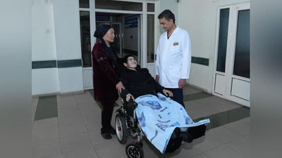 Изрображение 'Подростка, упавшего на арматуру в декабре, выписали из больницы в Ташкенте'