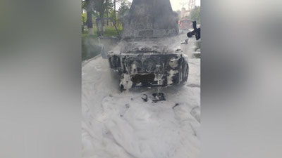 'Тошкент шаҳрида "Mercedes-benz" автомобилининг ёниб кетиш сабаблари аниқланди'ning rasmi