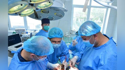 'Қўшработ туманида илк бор тўхтаб турган юракда очиқ жарроҳлик амалиёти ўтказилди'ning rasmi