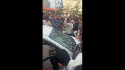 'Чироқчида фуқаролар ва ЙПХ ходимлари ўртасида катта жанжал бўлди. 3 киши қўлга олинган (видео)'ning rasmi