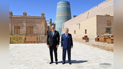 Изрображение 'Шавкат Мирзиёев и Ильхам Алиев посетили Хиву (фото)'