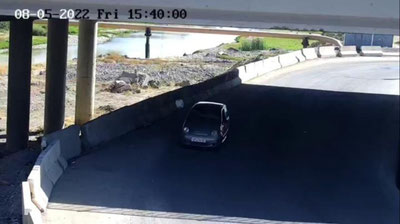 Изрображение 'В Ташкенте оштрафовали водителя автомобиля, выбрасывающего мусор на обочину (видео)'