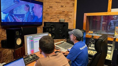 Изрображение 'На студии в Ташкенте идет дубляж узбекско-российского фильма "Солнце на вкус"'