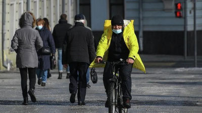 'Россияда ишлаётган ўзбеклардан норасмий курьерлик хизматларини кўрсатмаслик сўралмоқда'ning rasmi