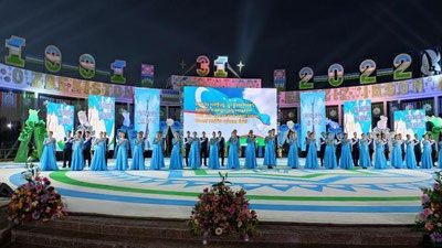 'Qarshi shahrida mustaqillikning 31 yilligiga bag`ishlangan tantanali tadbir bo`lib o`tdi (foto)'ning rasmi